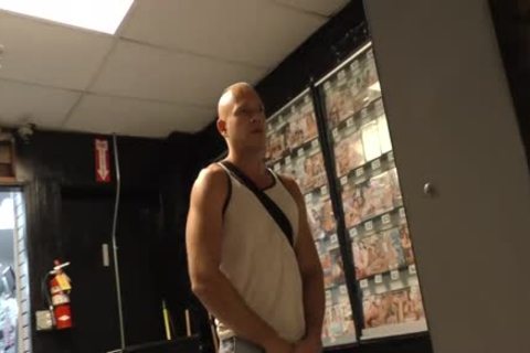 White teen Finds Hung black homosexual paramour At A Glory gap