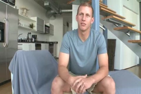 A Straight twinks receives Tricked Into Slurping Some Frightening darksome Skinned Hard Shaft