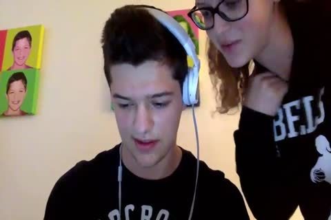 Sister Walks In On Brother while His Hard rod