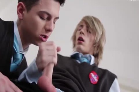 Finds dick to fuck after classes