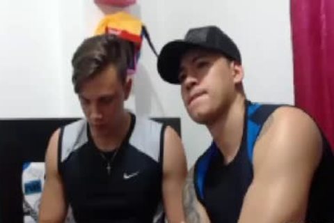 Straight twink engulfing Her ally´s rod