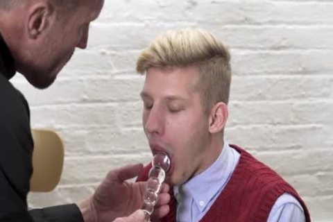 Catholic guy Barebacked By Hung Priest