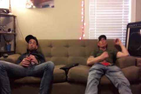 NICHE PARADE - Hidden cam Footage Of Two Straight guys Beating Off In My Hostel