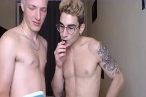 Live Cam