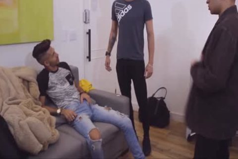 ID-three Cousins pound 3way