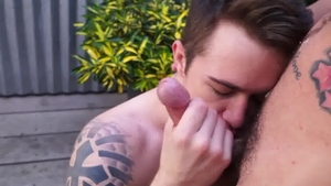 FalconStudios.com: Leo Sweetwood & Bray Love kissing outdoors