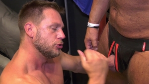 FrankfurtSexStories - Gay Hans Berlin rough getting a facial