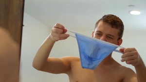 GayRoom: Chase Vallon among Ian Levine