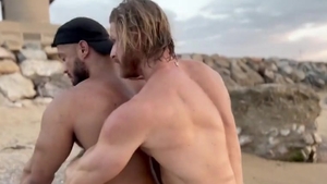 Matt Dubbe pounds Nik Fros