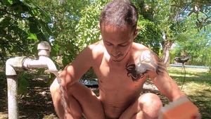 Latin Leche: Felipe's BBC for Nico