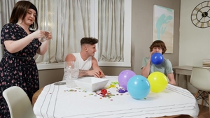 Men: Couch-Riding Fling Between Spikey and Trevor