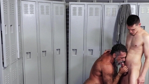 twinktop: Coach James' Rainy Night Frenzy