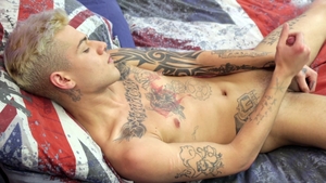 Exploring the Rough Side of Pleasure with Mickey Taylor