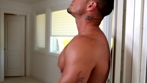 Cody Cummings: Tatted Toy-boy Soloing