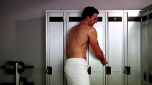 Trystan Bull: Bench Presses and Messy Handjobs