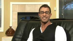Cody Cummings: A Twist in Flex: Cody Sucks His Own Cock