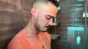 HotAFmen: Unleashed UnCut in Shower
